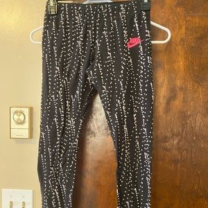 Nike Crop Leggings